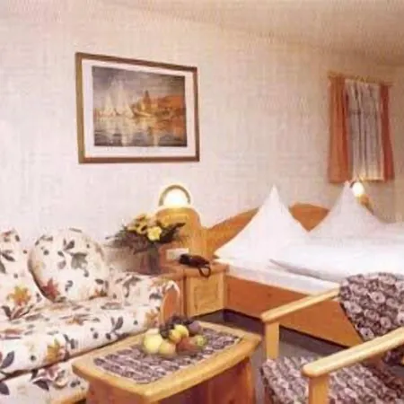 Hirsch 알프도르프